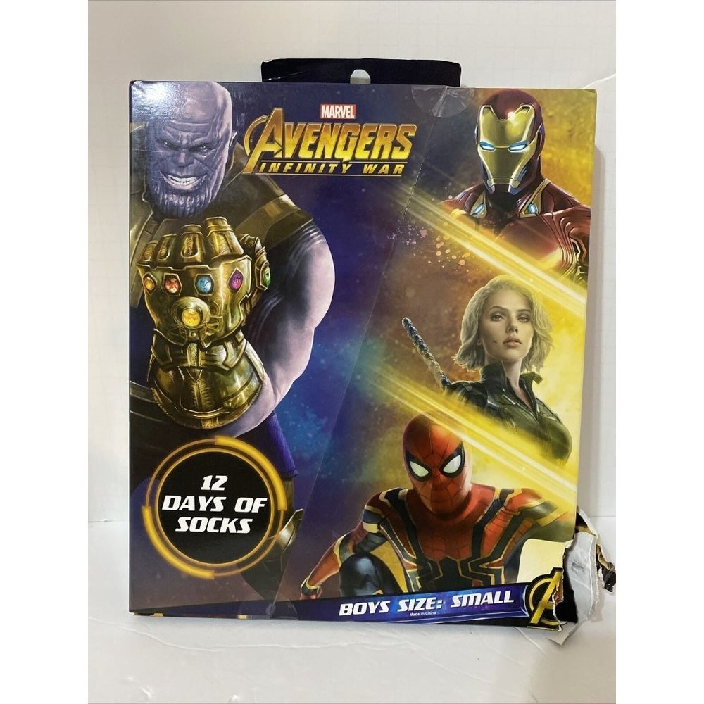 Marvel Avengers Infinity War 12 Days of Socks Boys Size Small Advent Calendar